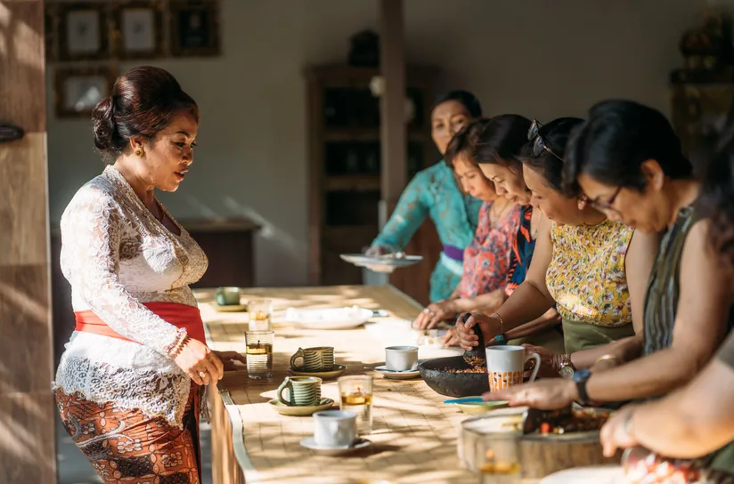 Cultural Bali with woman - Myladytrip.com