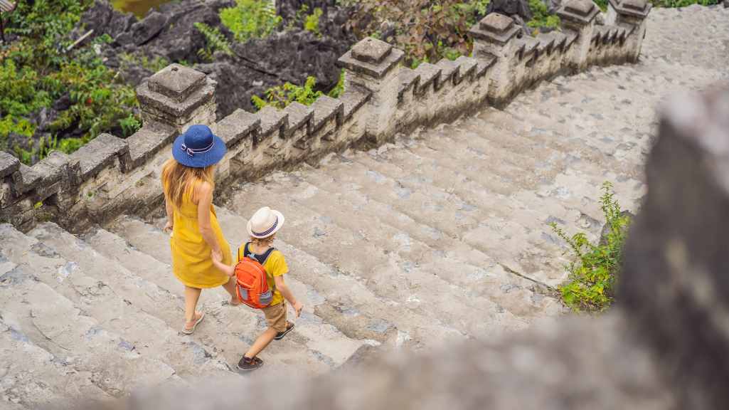 Mom and kids Vietnam